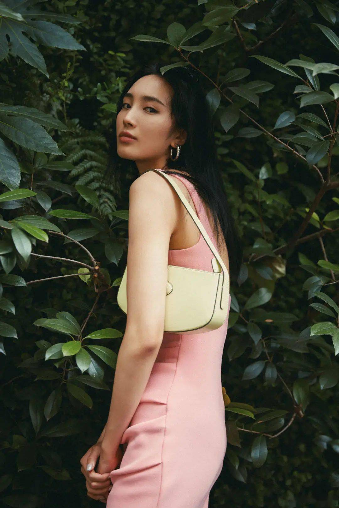 包袋|包包上新合辑,下半年流行的风向标都在这里了!