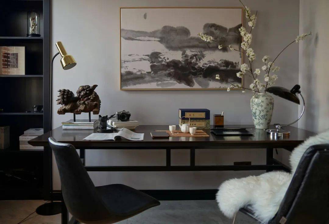 照片|显穷大白墙+网红装饰画=悲剧！