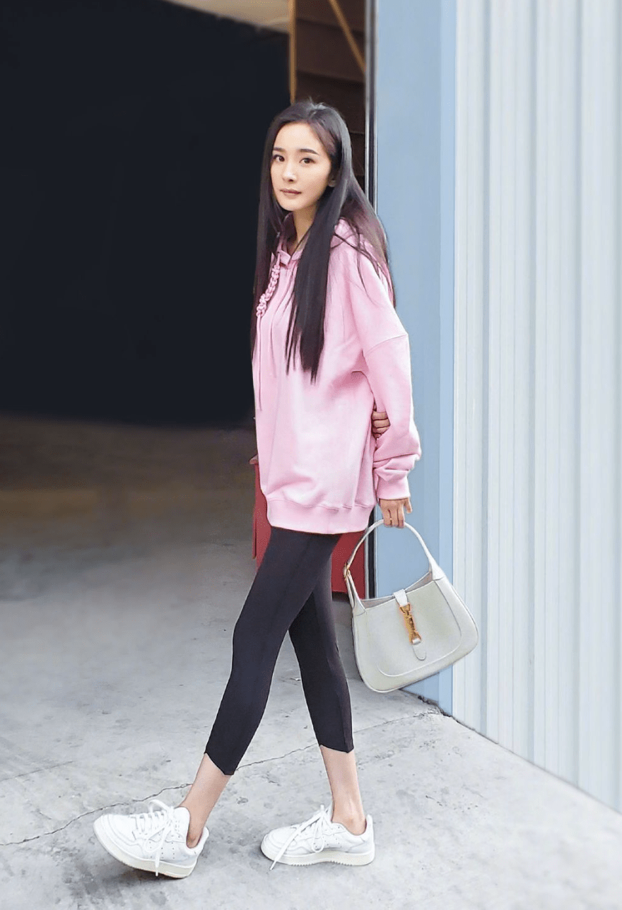 包袋|包包上新合辑,下半年流行的风向标都在这里了!