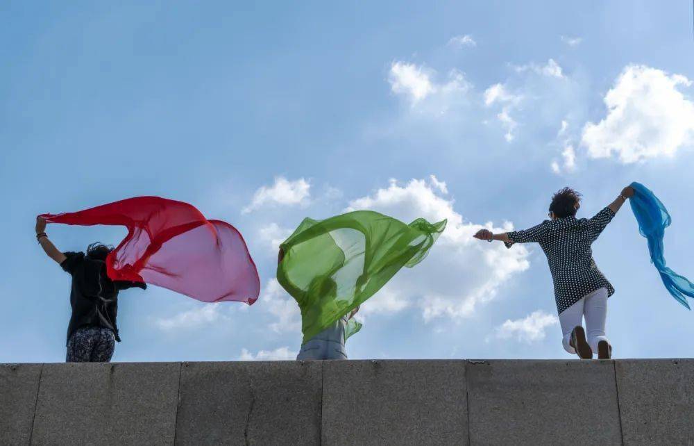 阿尔茨海默病|千万家庭的苦难背后,病程三十余年,老年失智究竟怎么预防?