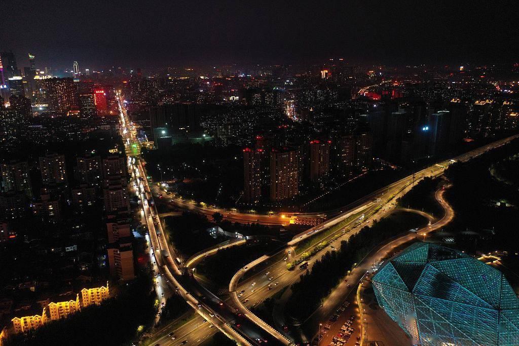 辽宁沈阳:航拍城市夜景 高空俯瞰壮观璀璨