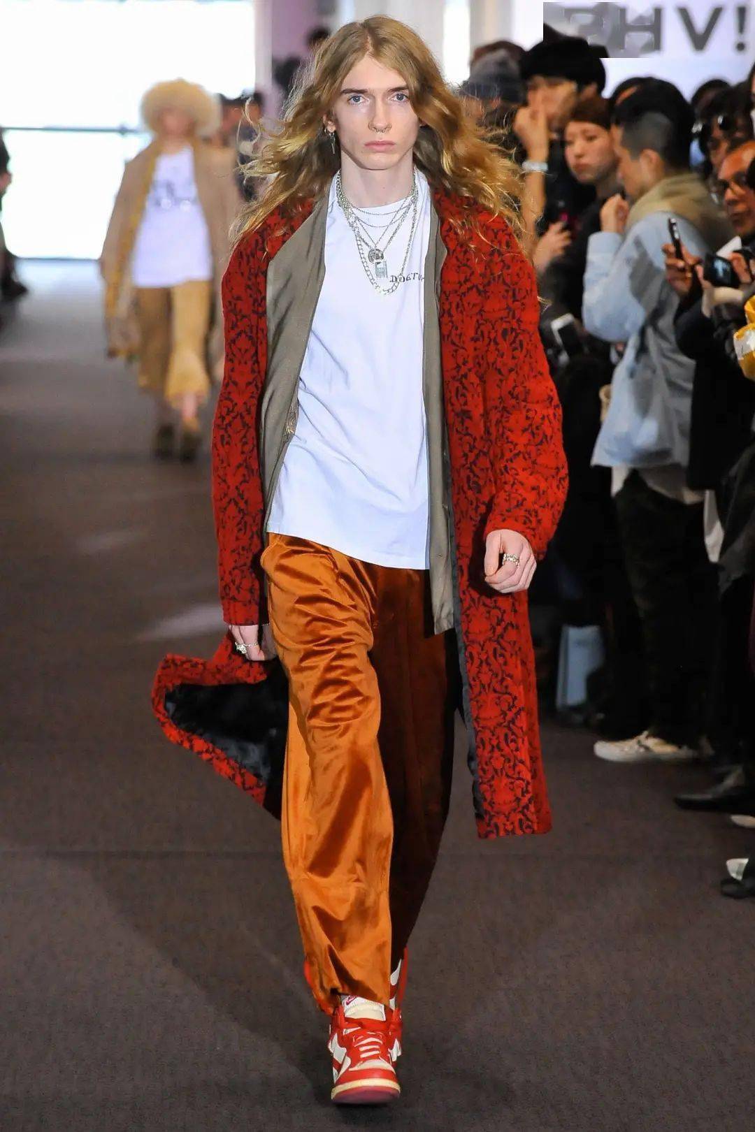 日本|承袭于三宅一生的精致街头雅痞，这个小众日本品牌有点东西