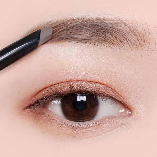 眉毛|戴口罩眉毛决定胜败!能瘦脸的原生眉你尝试了吗?