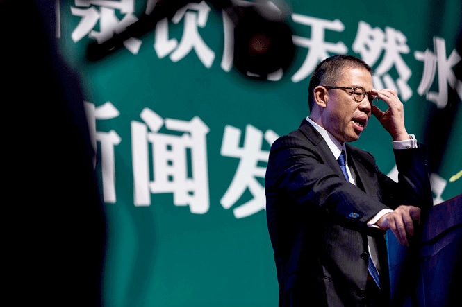 身家|“半小时首富”又回来了！农夫山泉创始人再超马化腾，身家达592亿美元