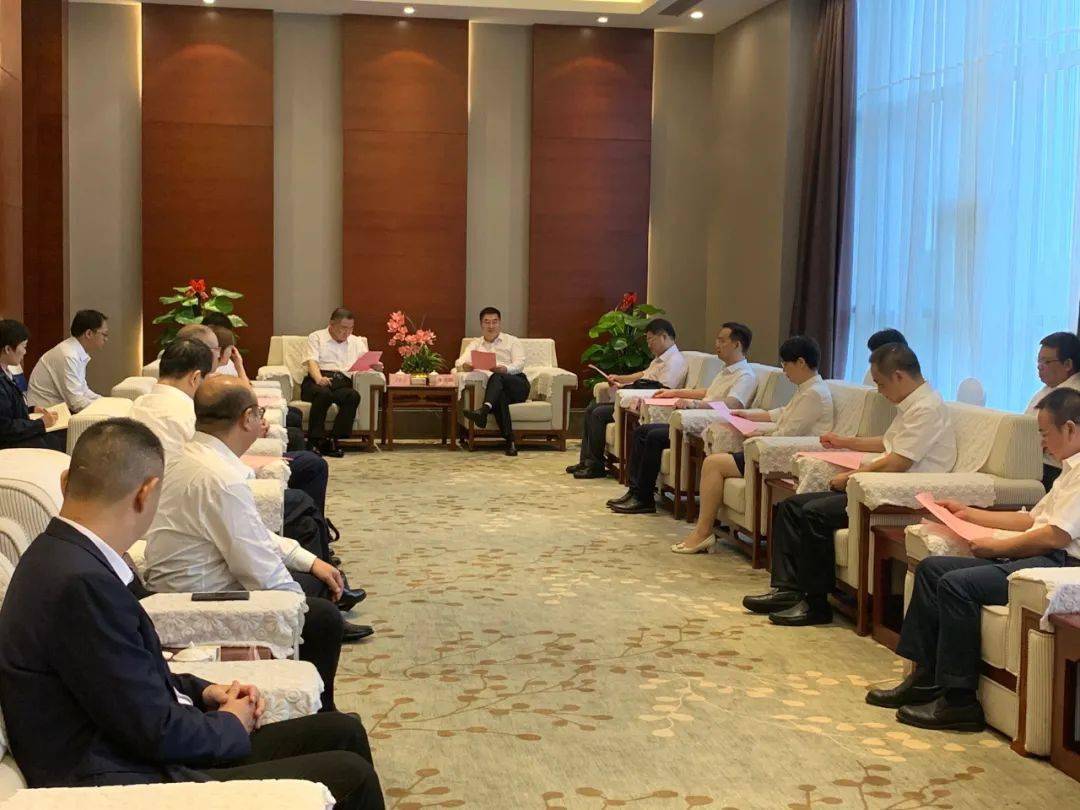 9月20日下午至21日,受魏然常务委托,自治区北部湾办副主任覃元臻陪同