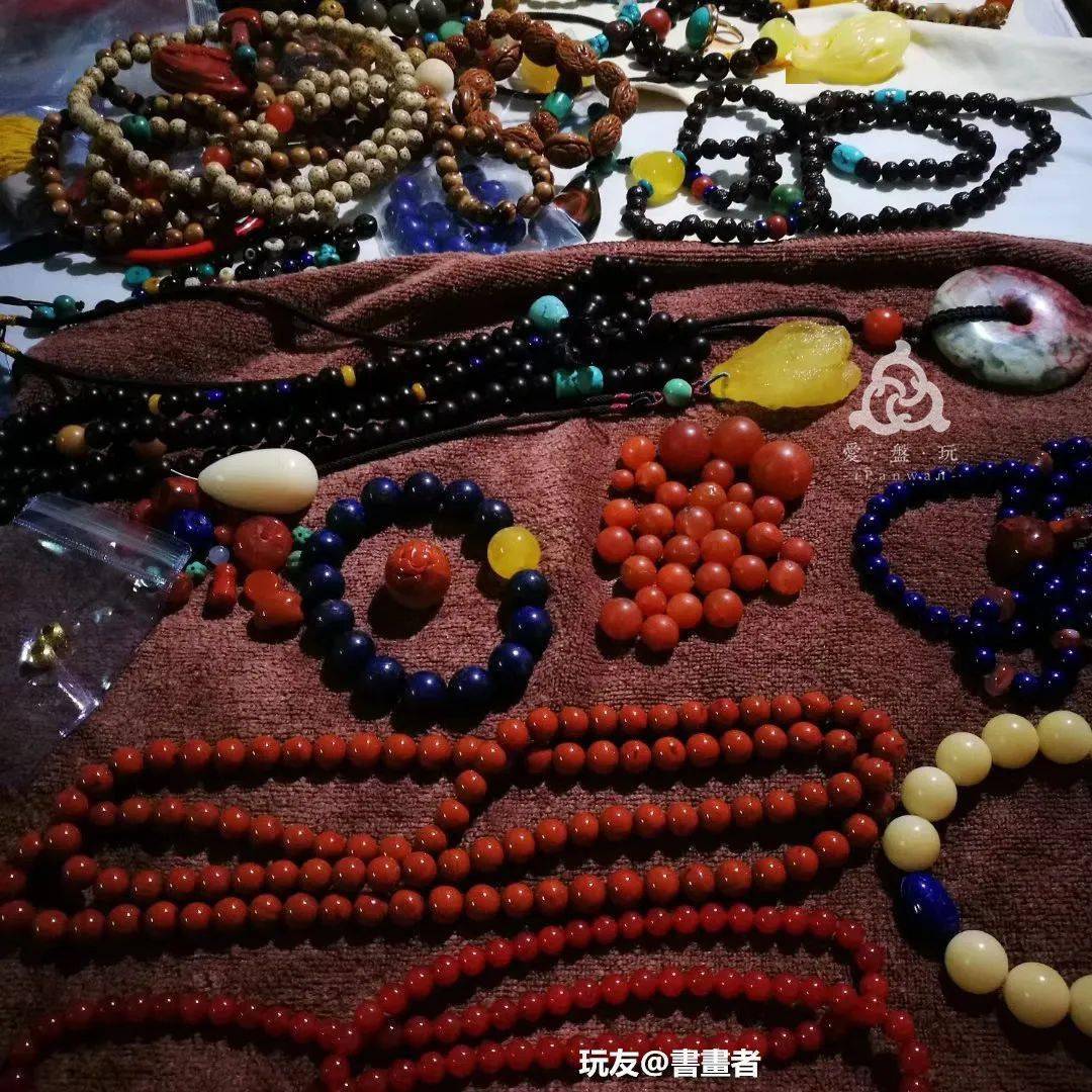 文玩|入坑十多年,花了五六十万,这位文玩小姐姐,还戴过150年的金刚!