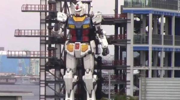 动起来了！巨型“高达”机器人在日本横滨展开测试_机动