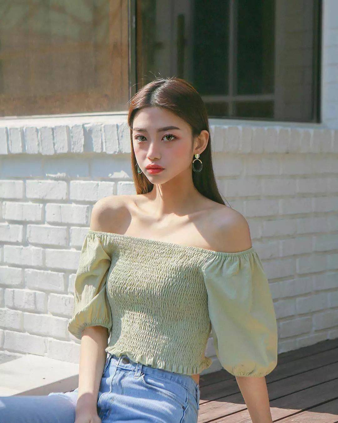 女王|穿对领口,不用减肥也能瘦!瘦!瘦!