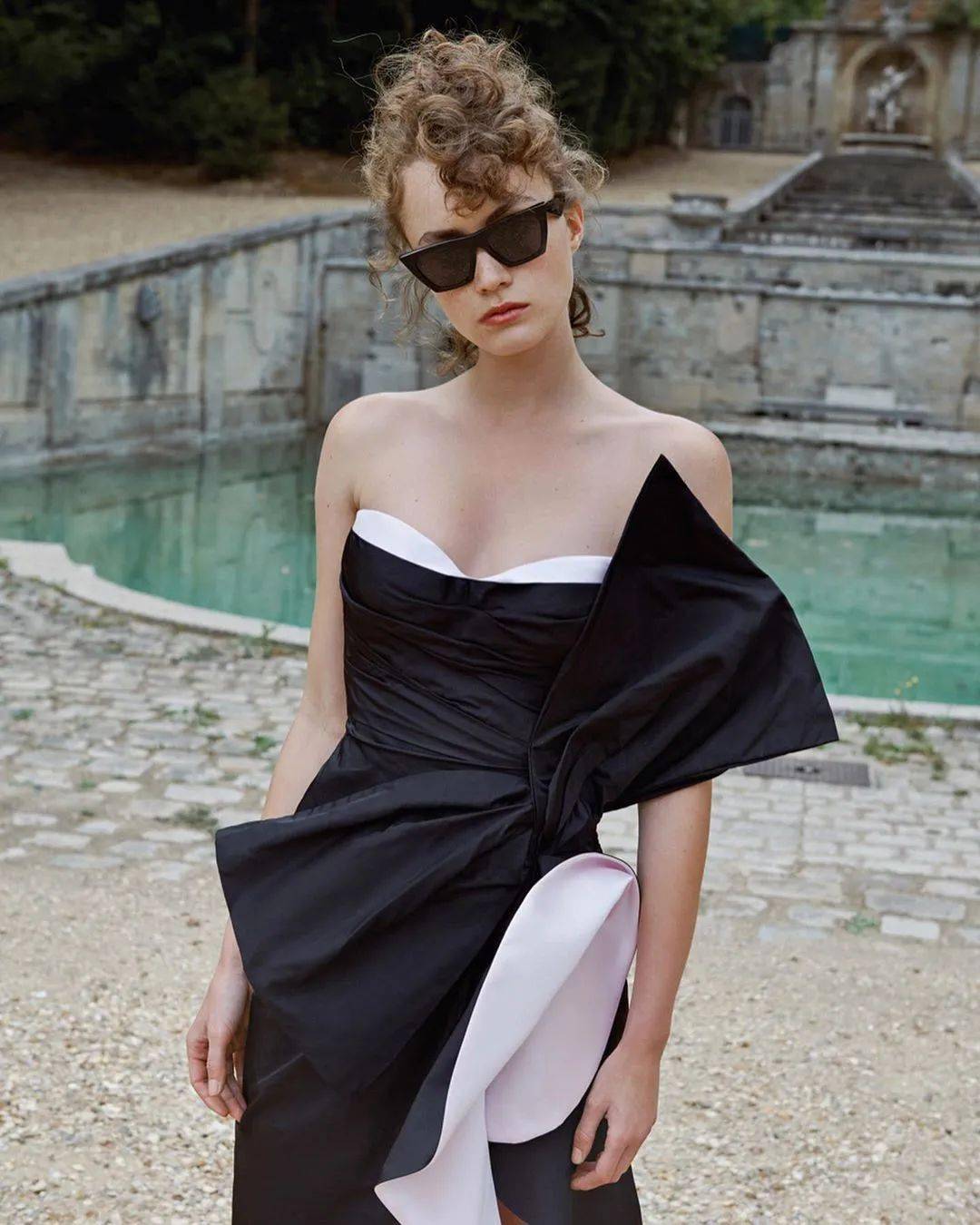 Lahav|一针一线还原维多利亚时期的典雅，世界顶级高定Galia Lahav的复古婚纱，美到词穷！