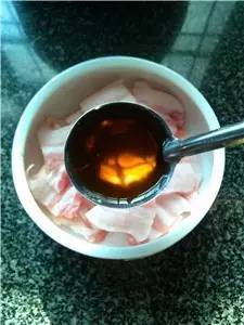 盖盖|日一菜 | 生煎五花肉