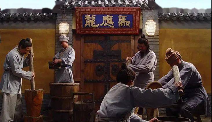 黑眼圈|马应龙新款眼霜买1送5，拼网速抢购中！早晚用一次，轻松缓解黑眼圈、浮肿眼袋、细纹皱纹，40岁阿姨也能抹出少女眼！