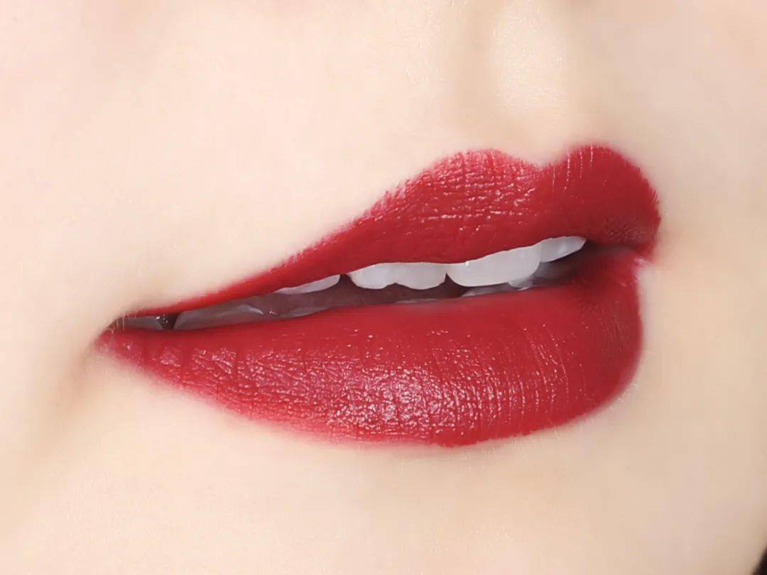 口红|黄皮别再跟风了,网红色都是骗人的!