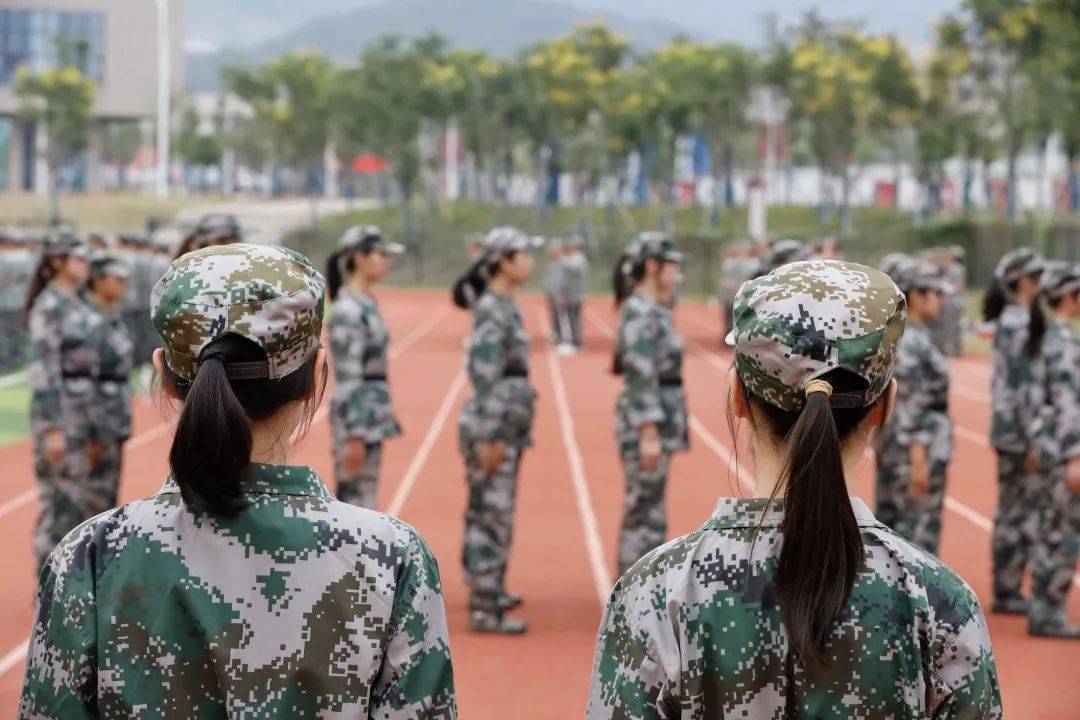 军训特辑我眼中理想的大学生活