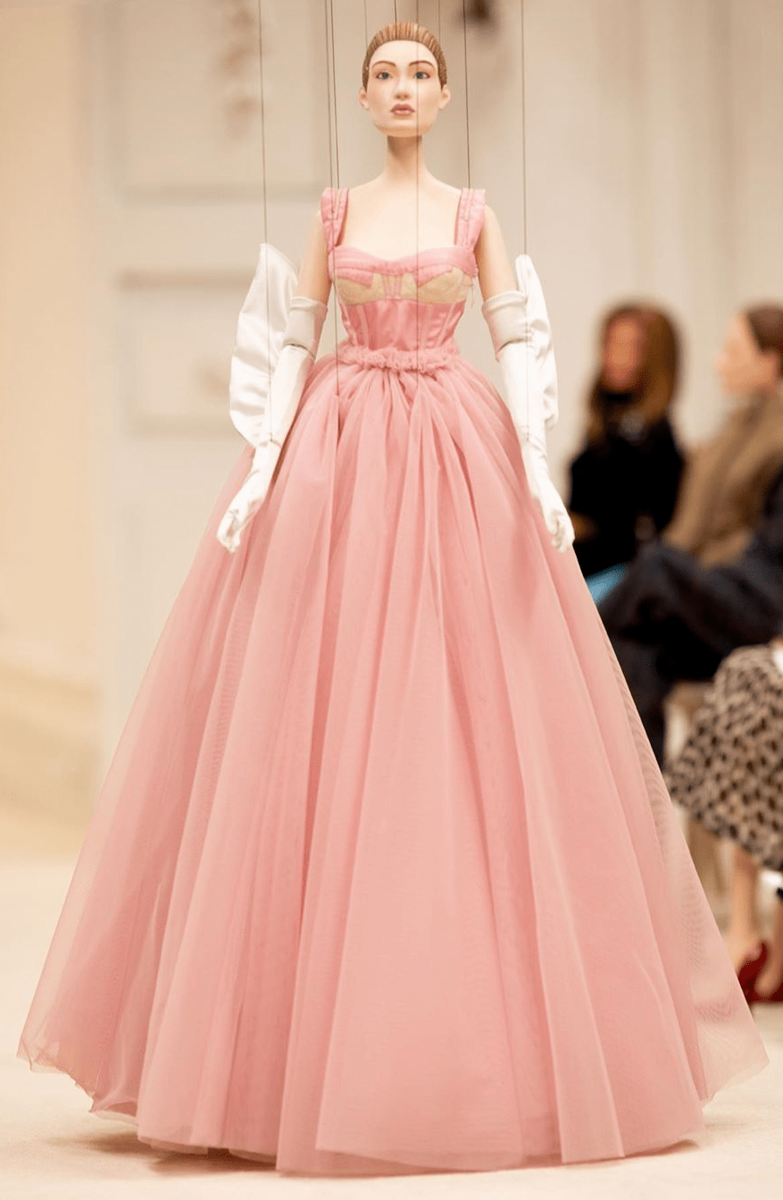 米兰|米兰时装周才举办两天,就有模特新冠阳性了!