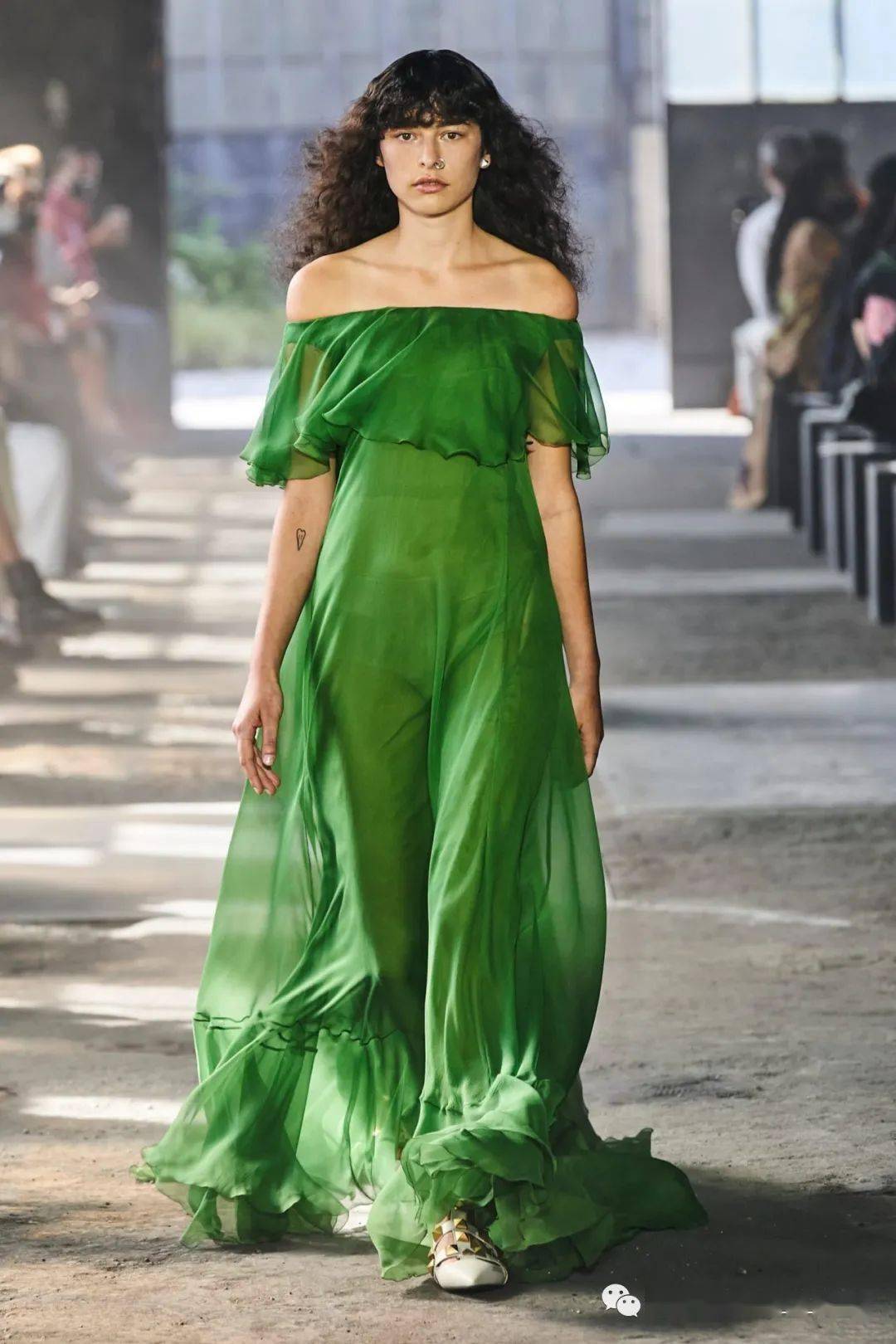 华伦天奴|VALENTINO|2021春夏与牛仔巨头Levi's合作