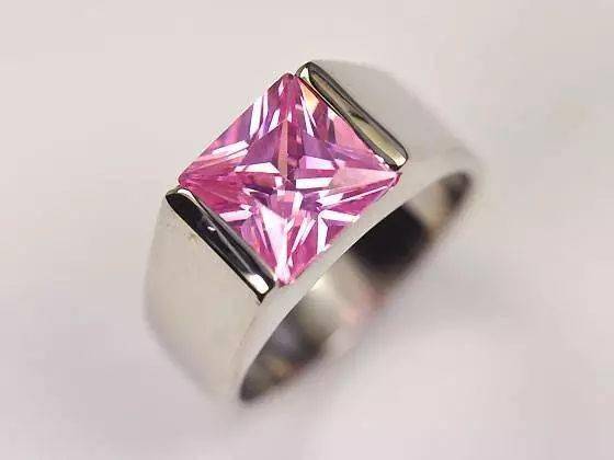 台面|台面越大，宝石不一定越值钱，便宜又显大的宝石很可能是陷阱……