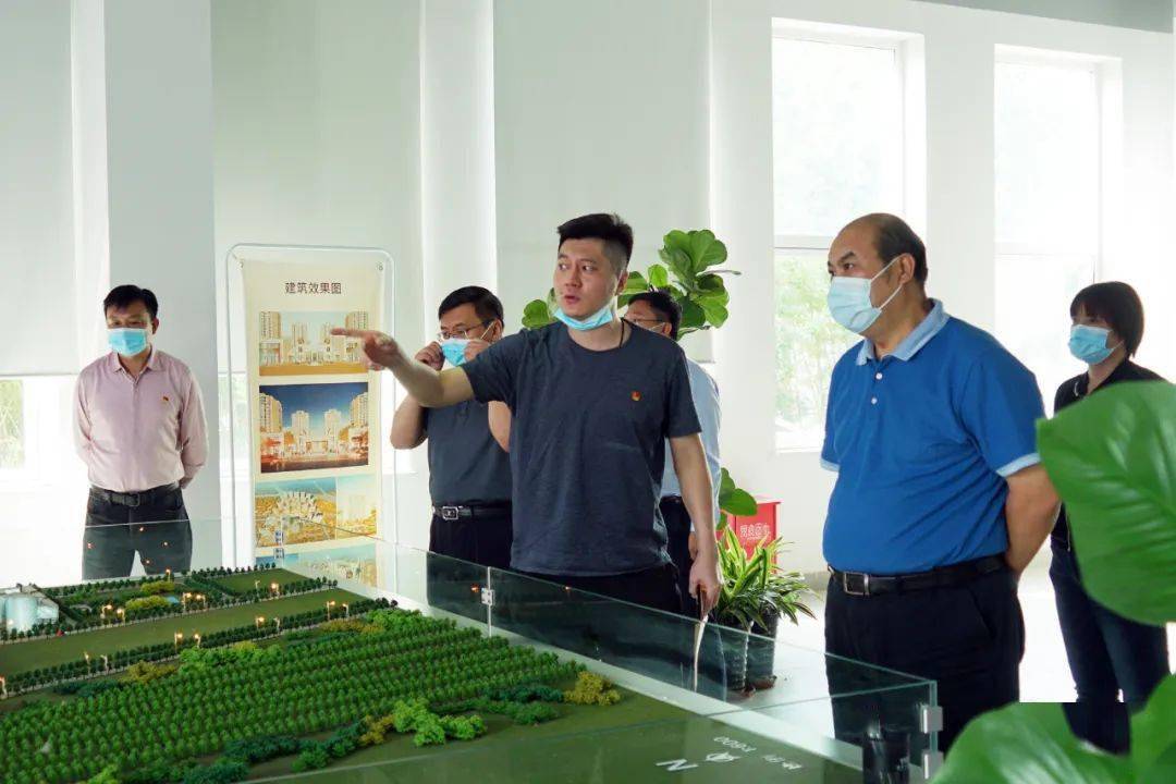 副区长刘永宗一行莅临榆树庄村调研重点工程推进及城市化建设工作