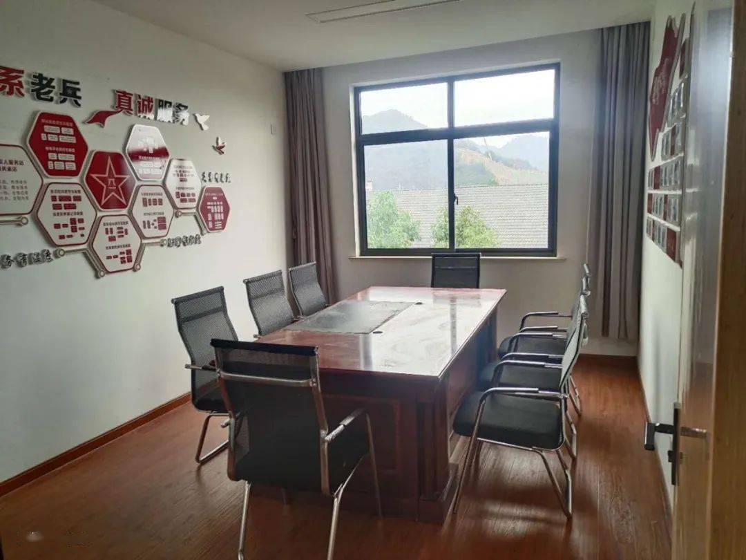 心理服务站接待室 4b2e89a839c0470daf7435a09e2dc151.jpeg