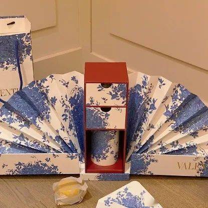 礼盒|大 牌 的 月 饼 长 啥 样 啊 ？