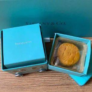 礼盒|大 牌 的 月 饼 长 啥 样 啊 ？