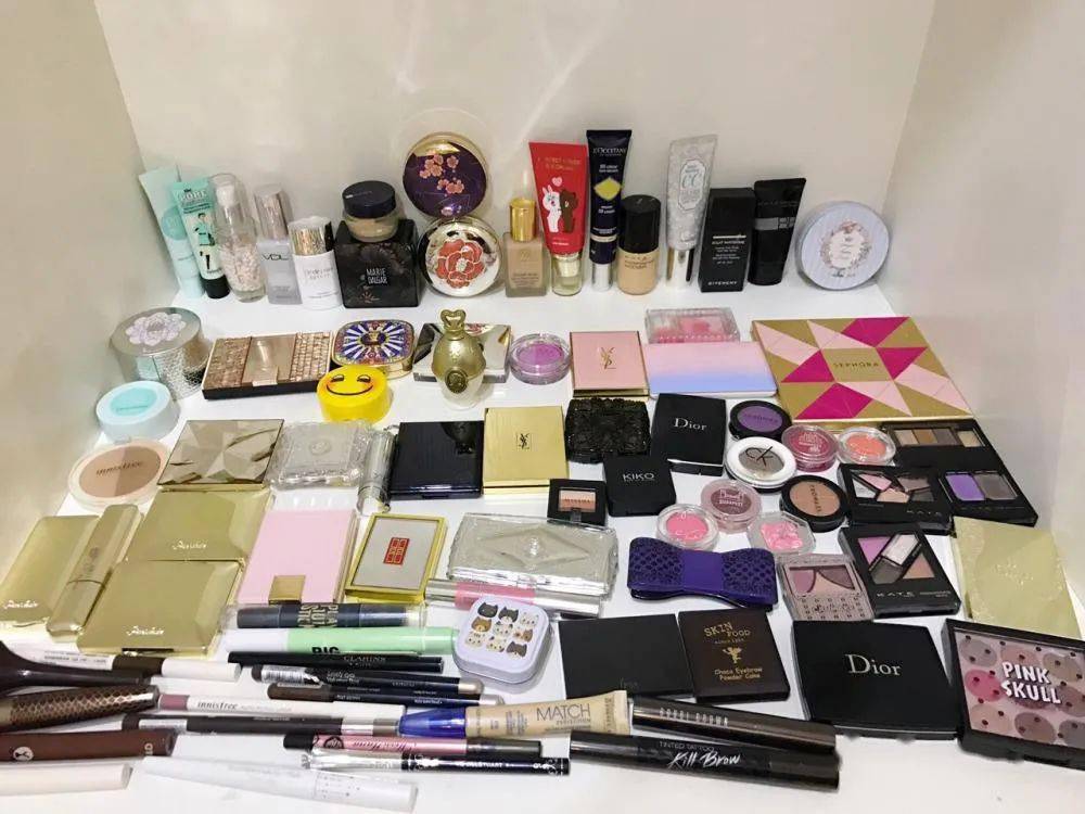 化妆品|好看又实用的化妆品收纳盒~防尘防水大容量,这才是梳妆台该有的样子!