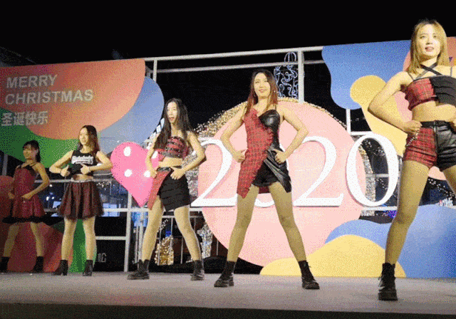 生活|复古车、网红摊、美食坊...刷爆朋友圈的潮流市集来五棵松了！