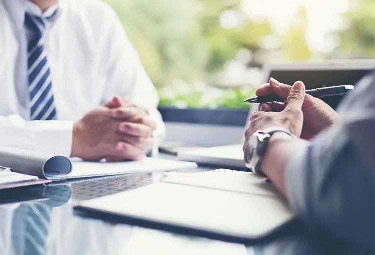 真菌|用“笔”刷一刷，灰指甲竟慢慢变光亮了