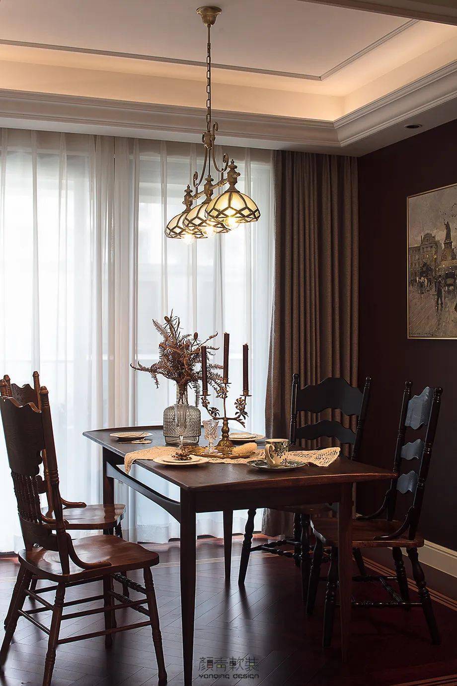 设计|满眼的复古治愈感，看设计师如何拯救精装猪肝红地板 | 颜青软装