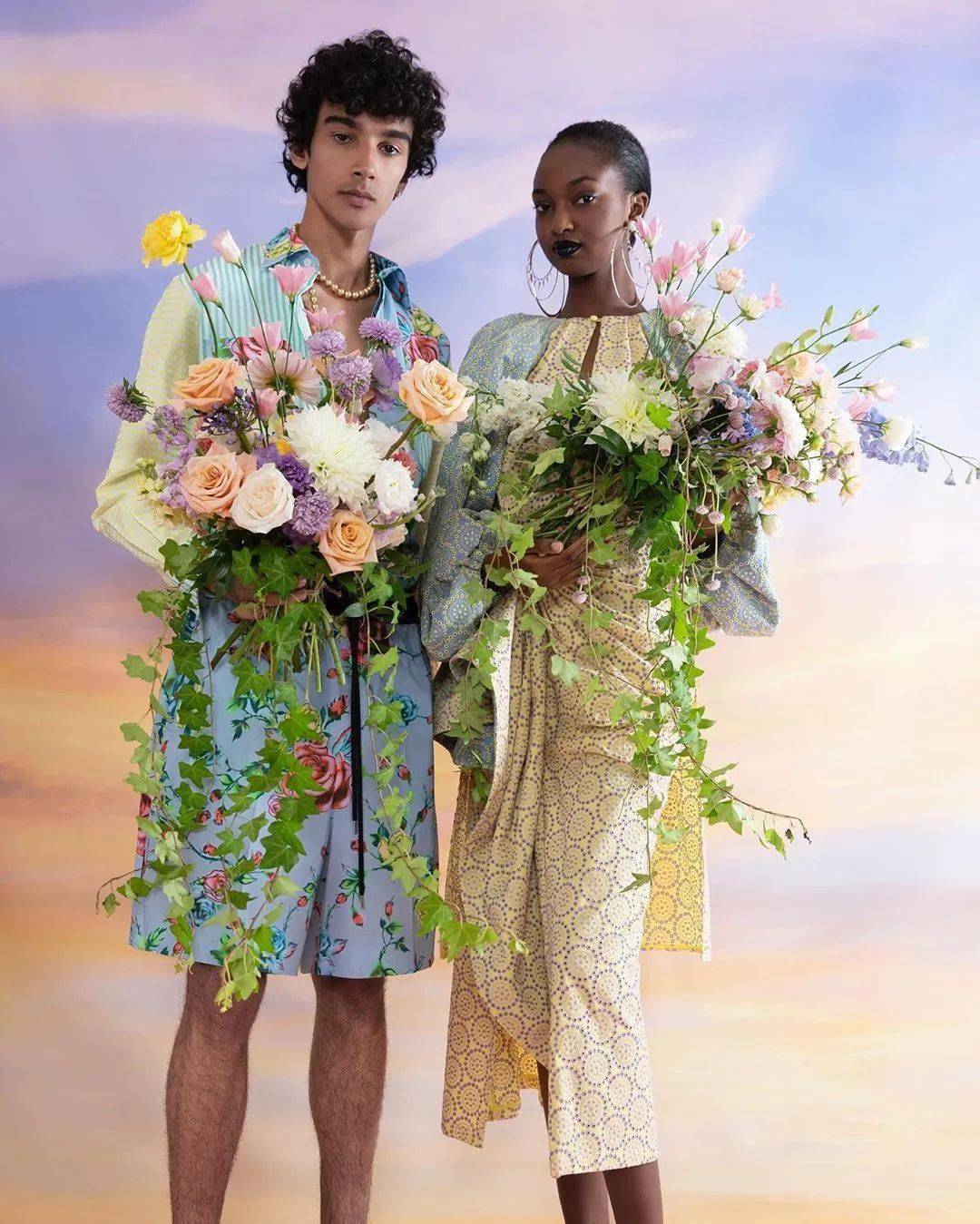 Gurung|犹如花卉田园诗的超美礼服设计，来自尼泊尔的＂名媛杀手＂设计师，美国第一夫人都爱他！