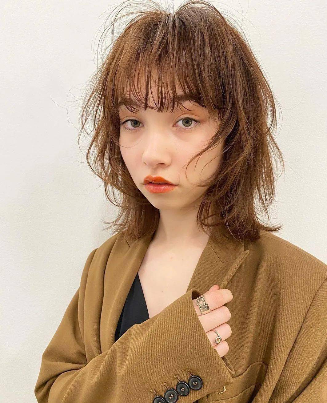 造型|入秋必选的第一款锁骨发造型