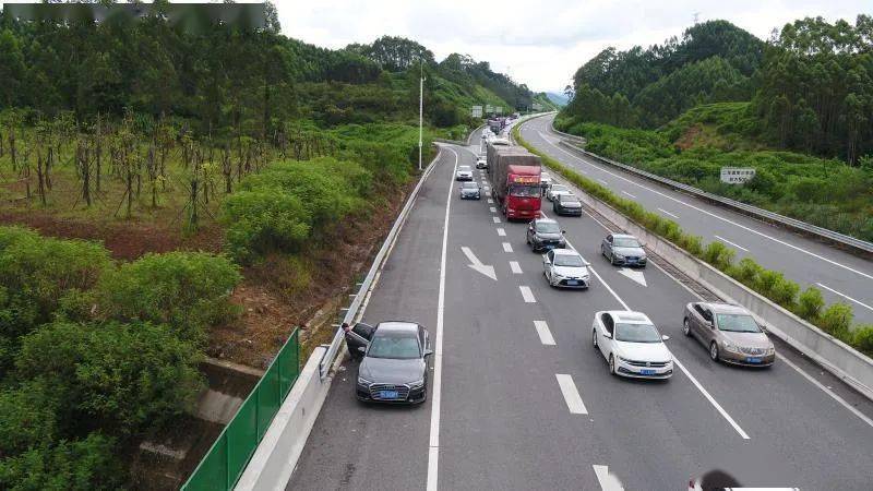 广东高速有多红?广州到韶关花了9小时!这些路段全是车