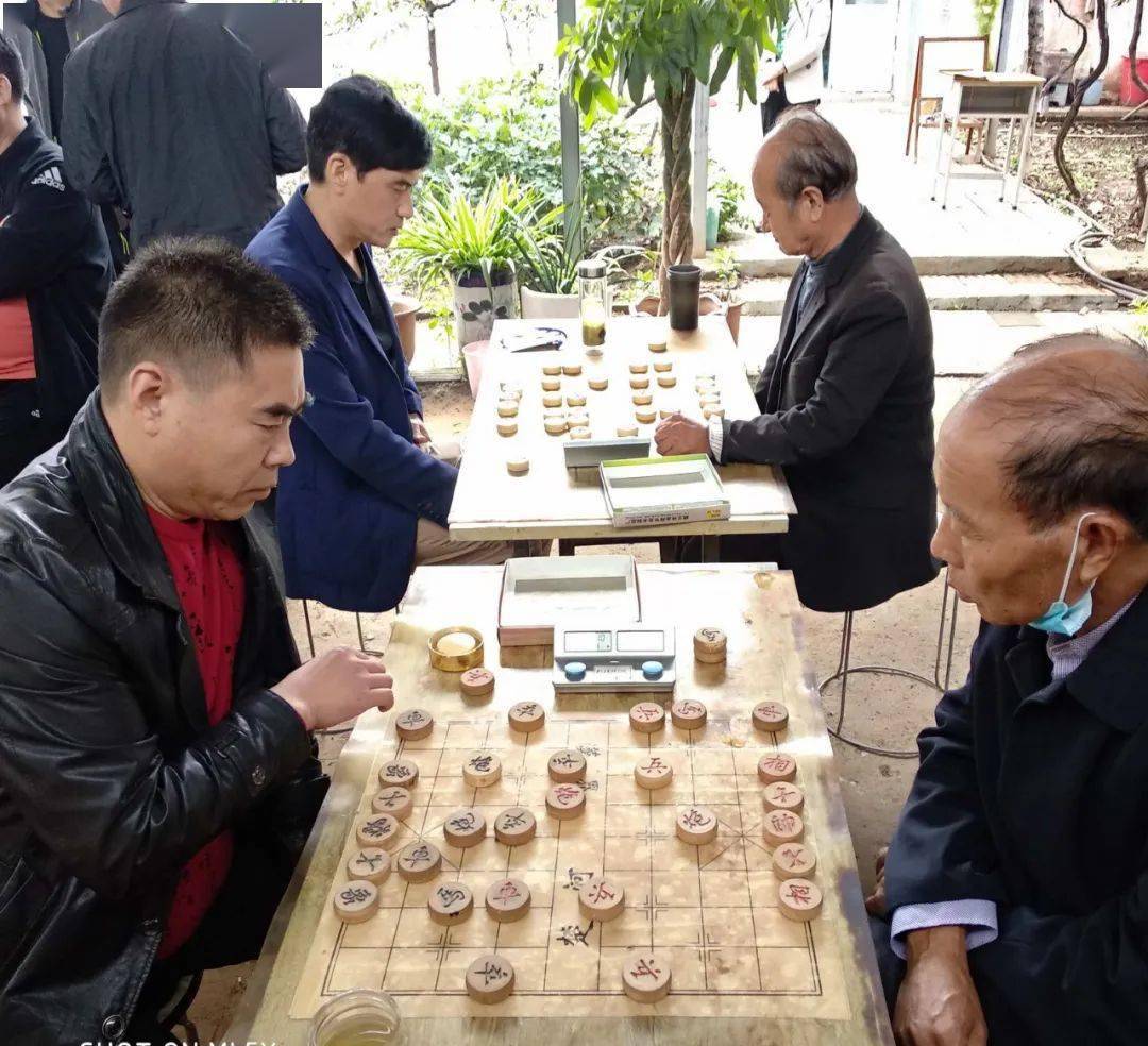 河南郏县举行"欢度国庆,迎接重阳象棋赛"_手机搜狐网