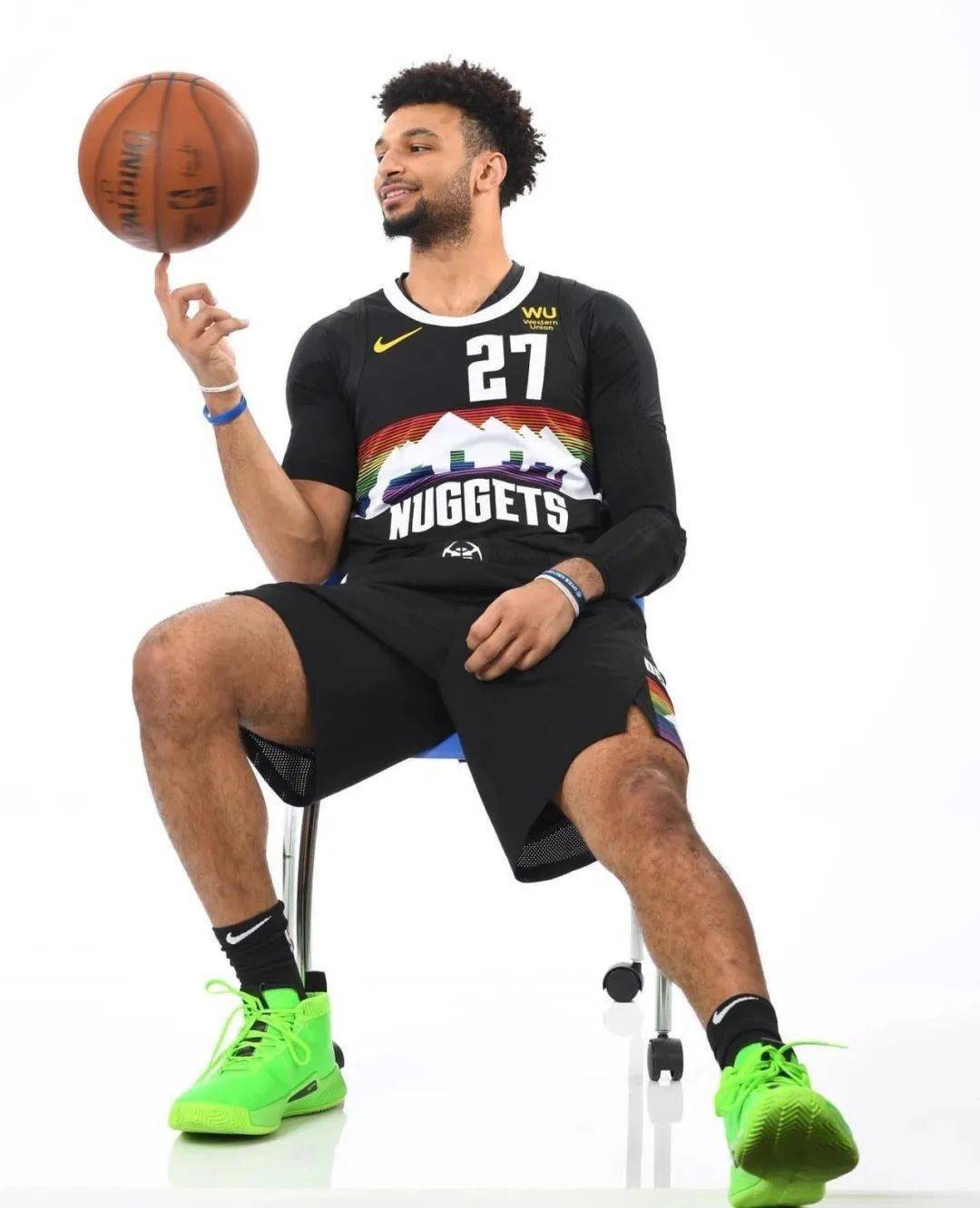 Waffle|侃鞋丨阿迪达斯的2020：惨痛之下，仍有光芒