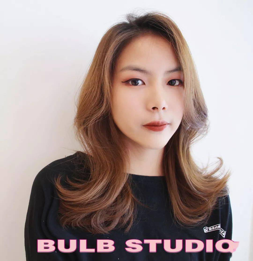 造型|16.9元剪发/88元明星染或烫造型，是时候体验一把20年热门发色“透明雾感”