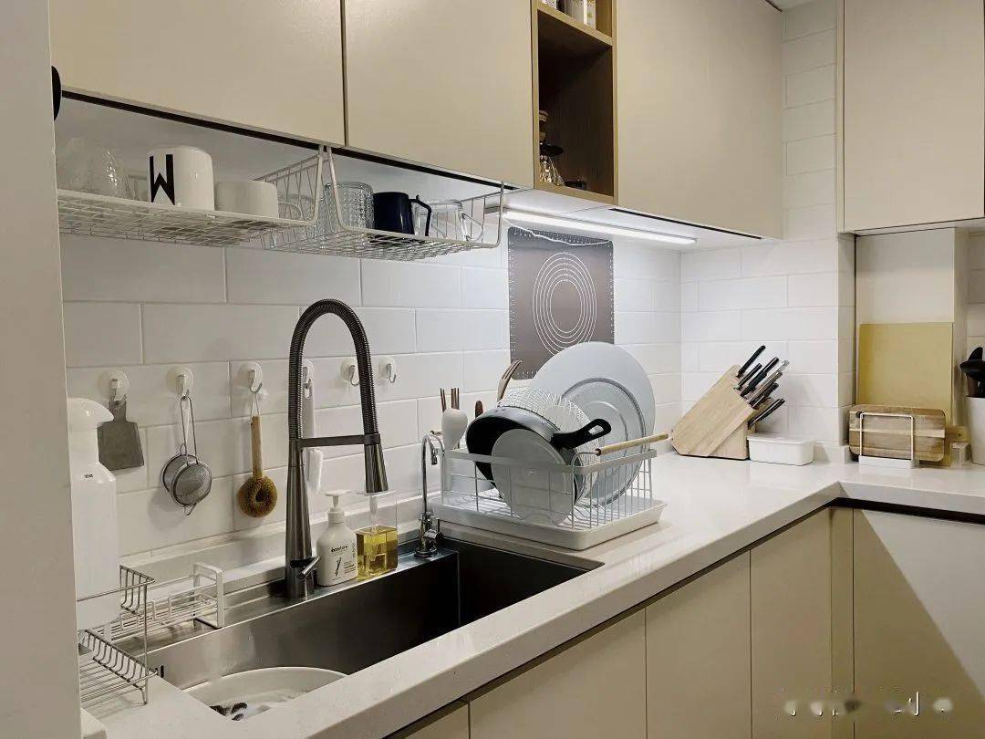 郑小颜|入住5年崭新如初？论清洁收纳，我最服她家