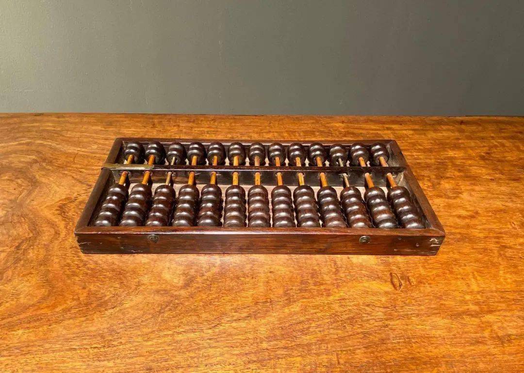 【吉】民間収集 花梨木製 扇形算盤 文房計器 年代唐物 貴重j21 美品---荷花牌黄花梨算盘13档_算盘_盘算人生7788旧书网