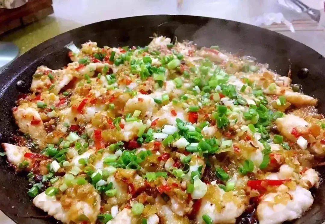 活动|1元吃烤鱼！1元喝啤酒！火爆全国的“小腰精”来唐河啦！