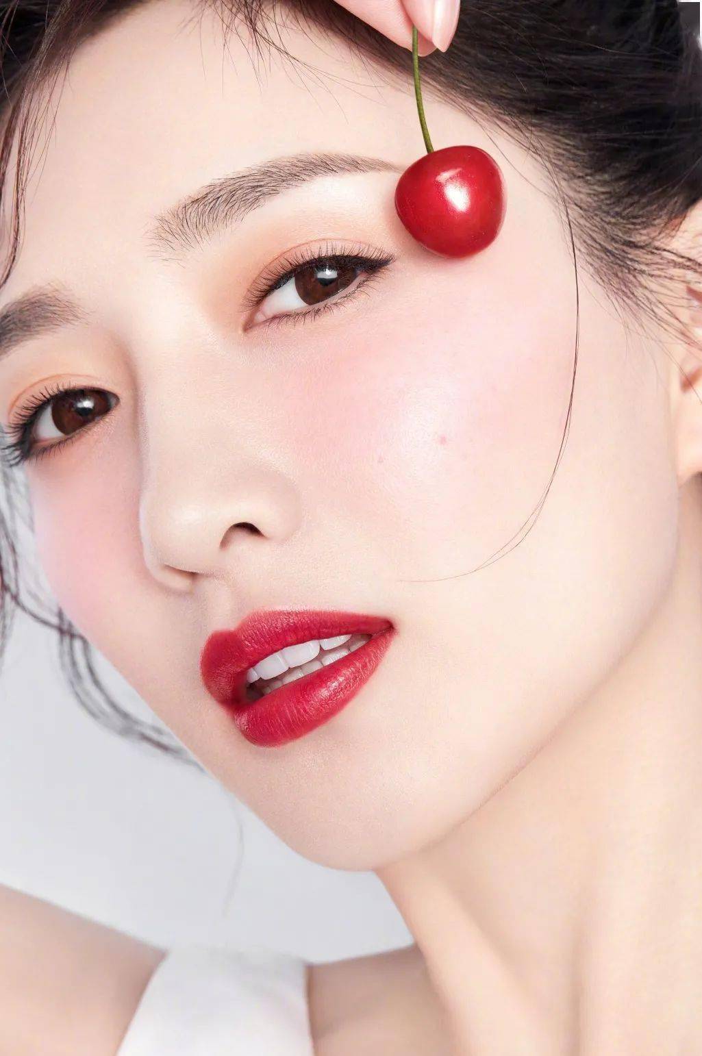 肤色|不谈肤调谈彩妆？再大牌也拯救不了你！