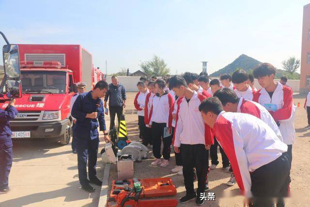 ‘比赛下注平台’
杨家杖子消防救援大队使用消防宣传车开展宣传