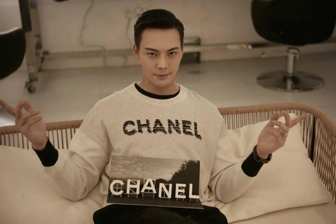 云看秀|坐在云看秀的虚拟前排上应该穿什么？