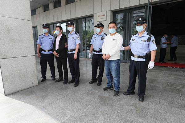 重庆法院办结首例司法警察提请决定司法拘留案