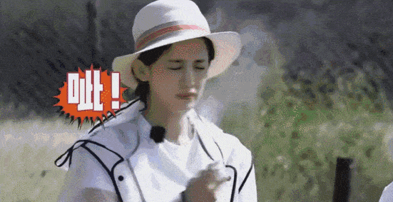 在线|看完娜扎的在线求助，我笑着笑着就哭了……