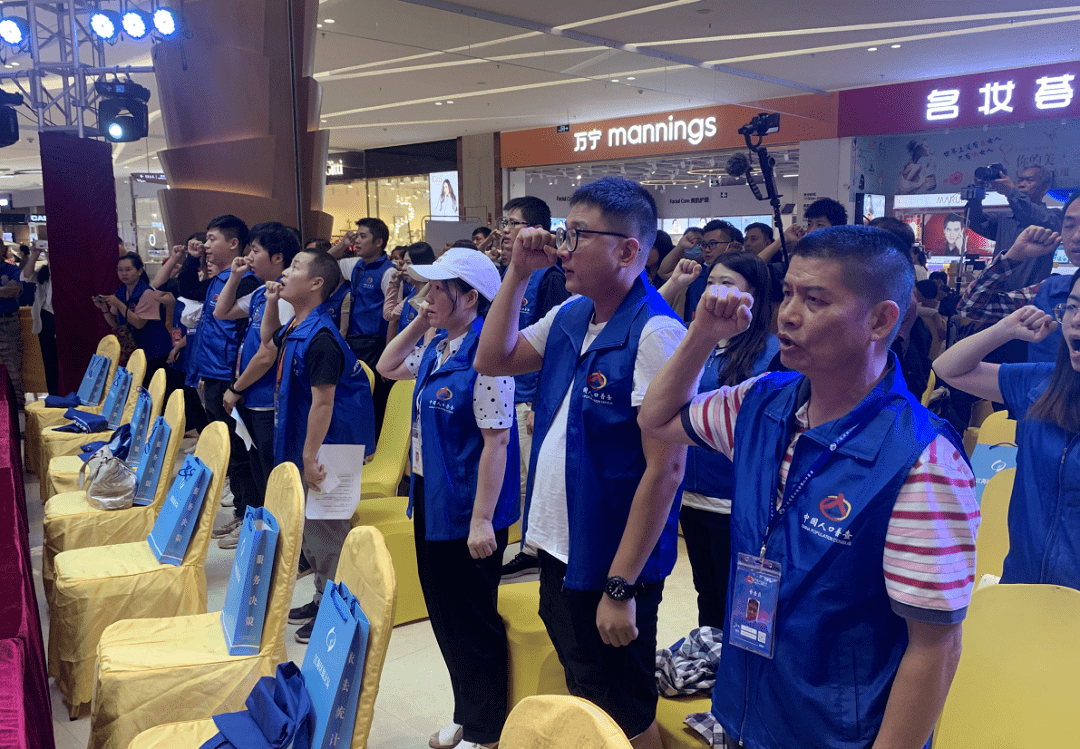 第七次人口普查明日入户摸底_人口普查入户摸底图片