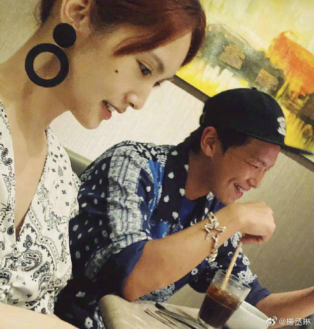好友|杨丞琳晒照为好友庆生 疑因小鬼逝世引起失眠问题