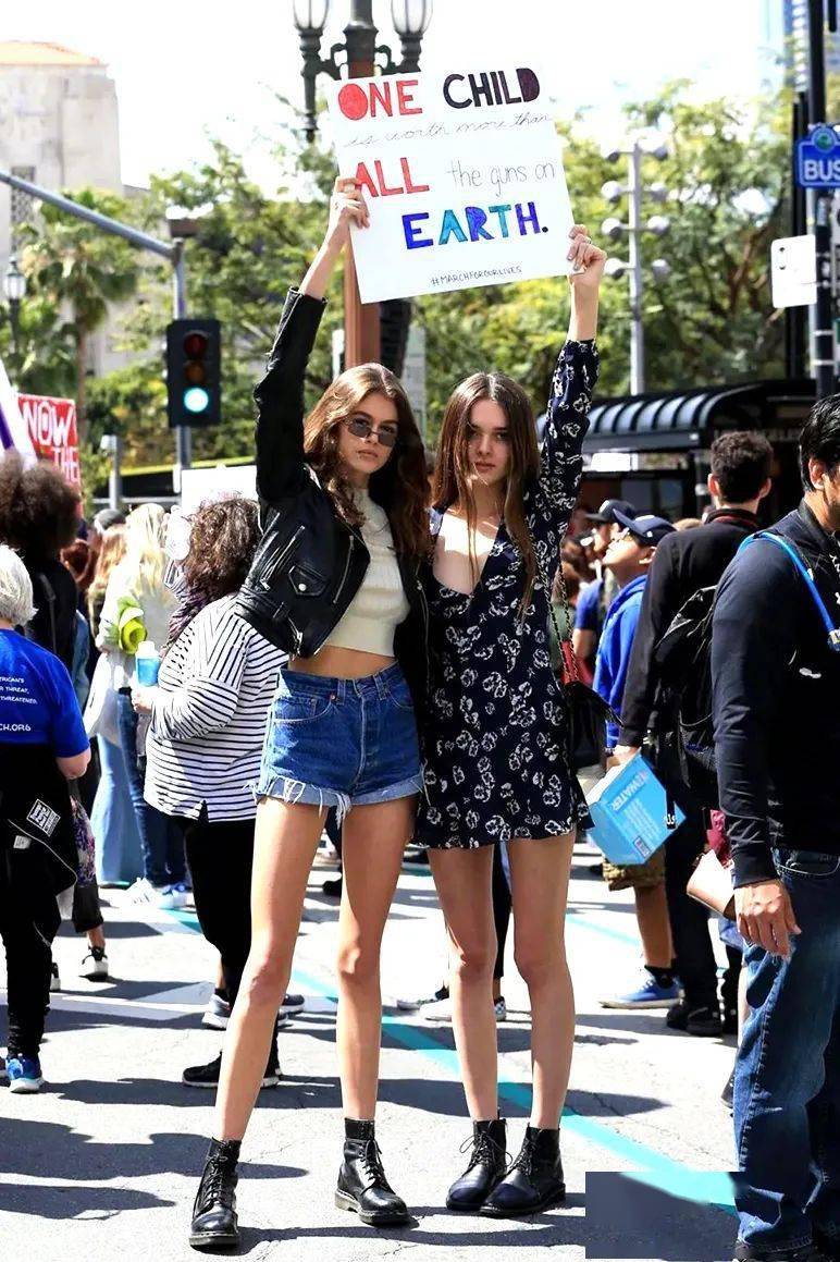 刘涛今|刘涛今秋战靴，一穿增高5cm？英伦百年传承，防水防污！