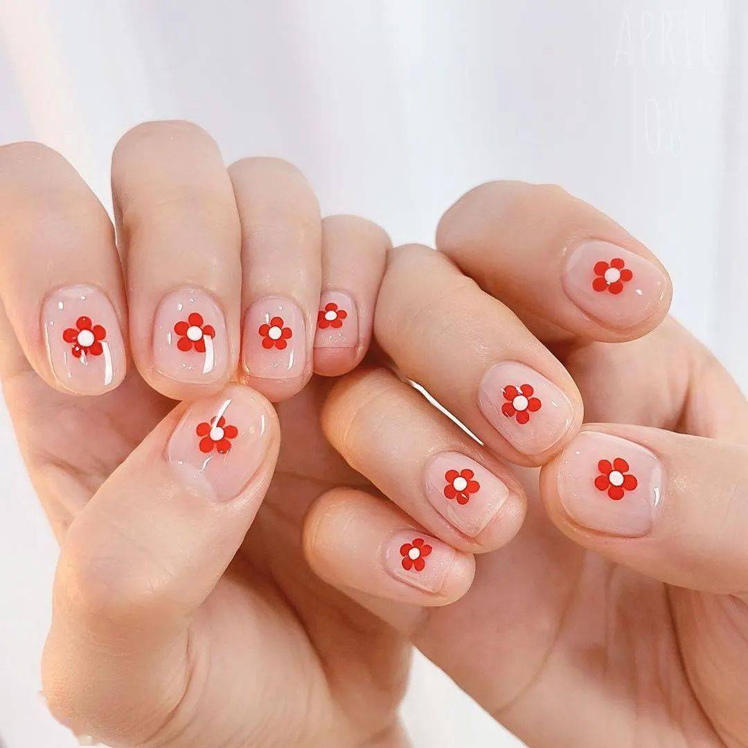 款式|赶紧存图！40款秋冬美甲，显白不挑人！