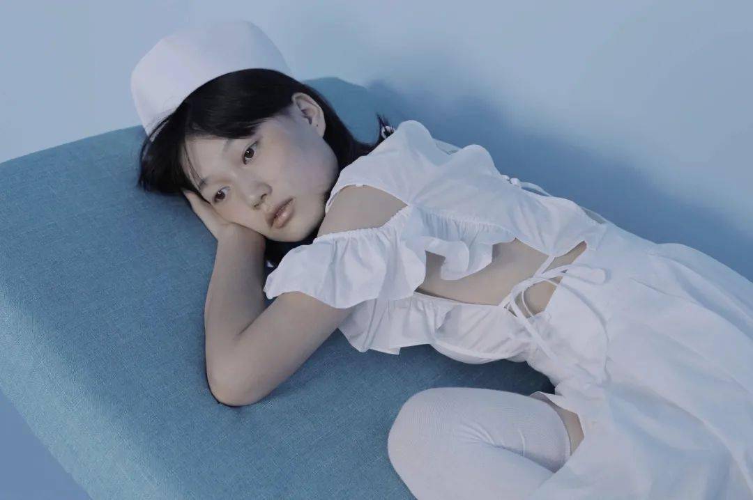 看腻|看腻了大同小异的美妆视频？不如来看看她们的！