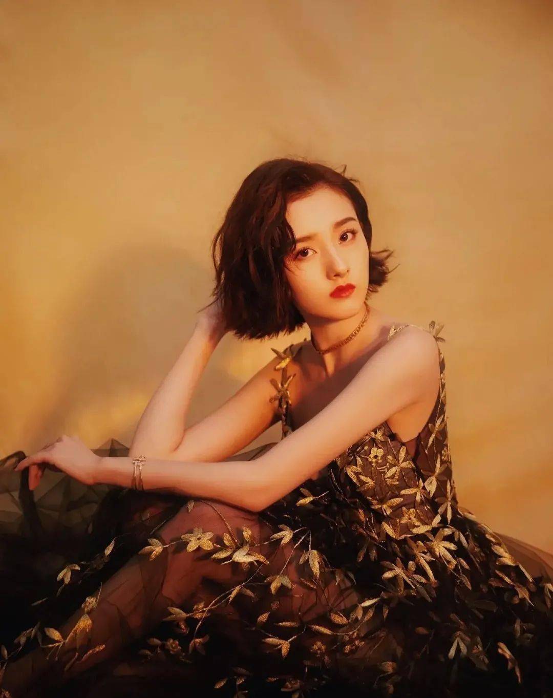 短发|2020 秋冬发型趋势，风情万种都是你