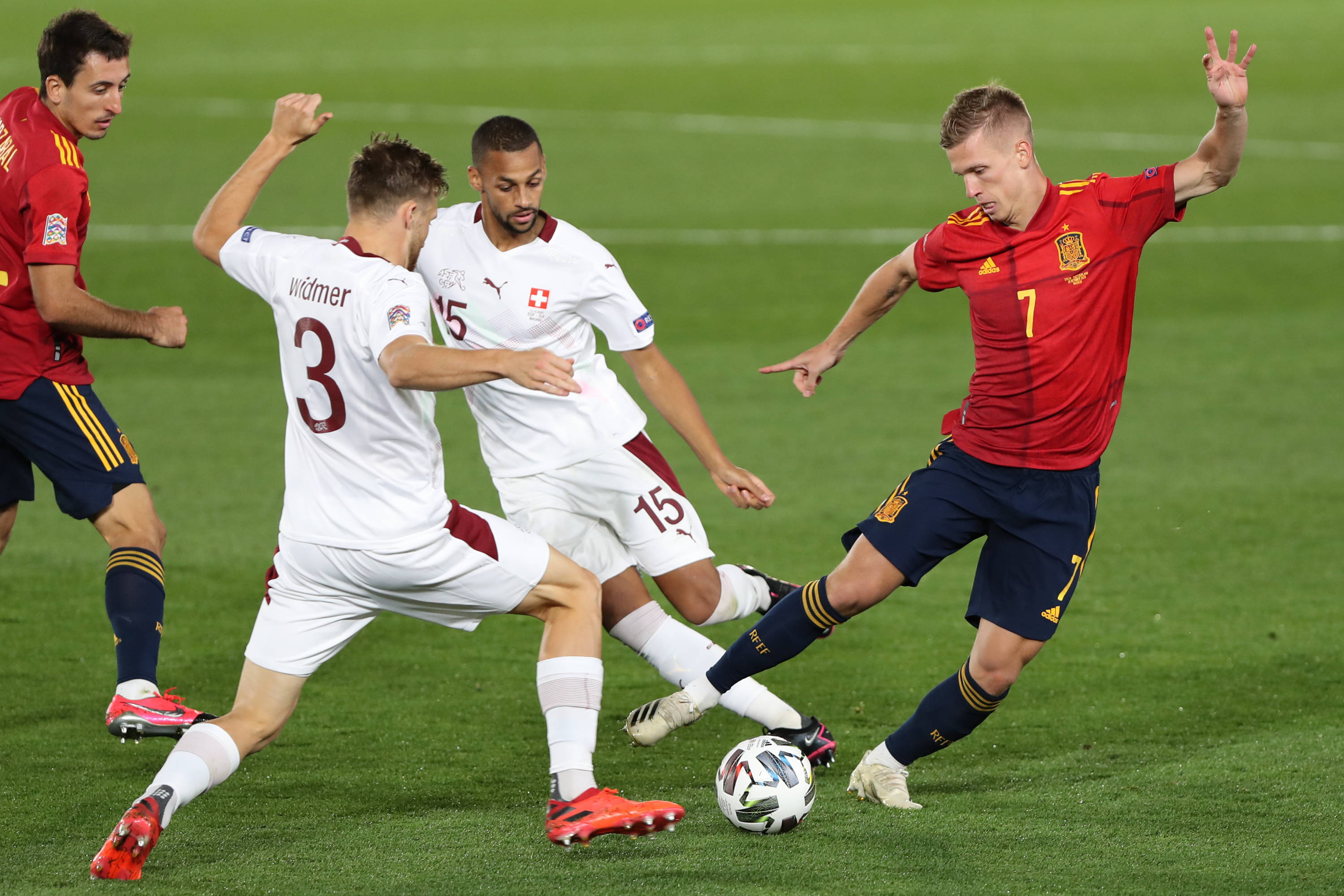 足球——欧洲国家联赛:西班牙胜瑞士