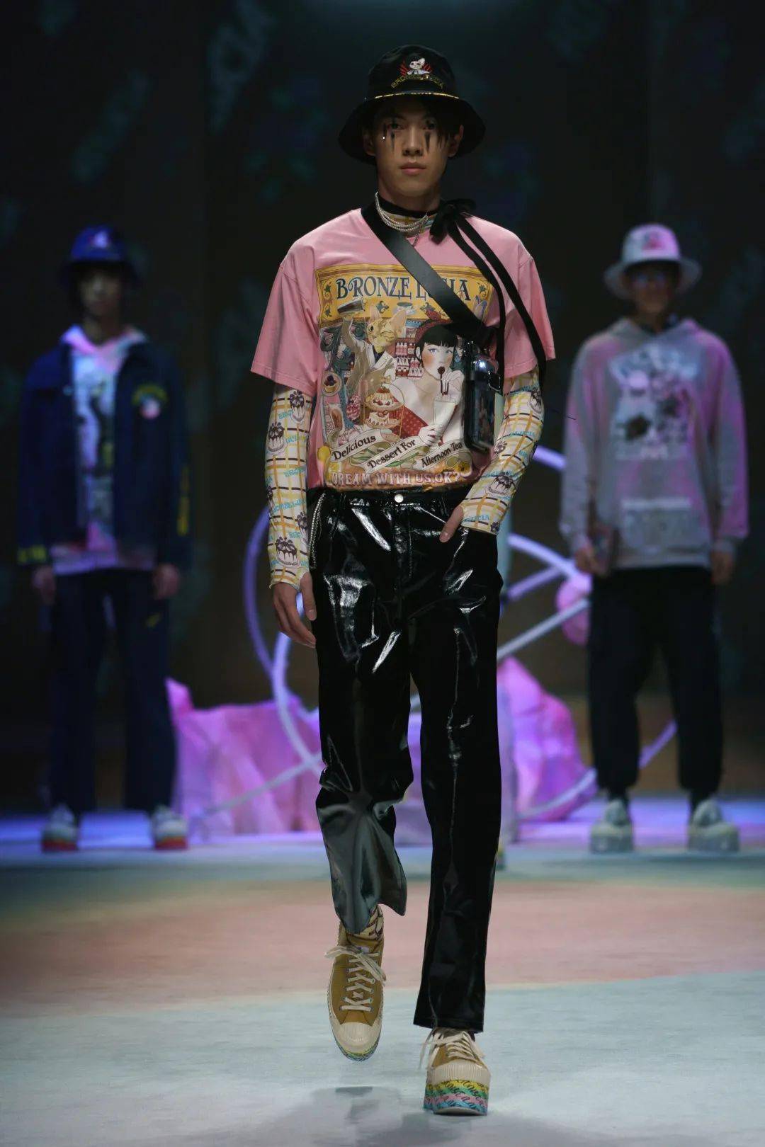 陆玺娅|不愧是你！本季最“拼”的设计师品牌～